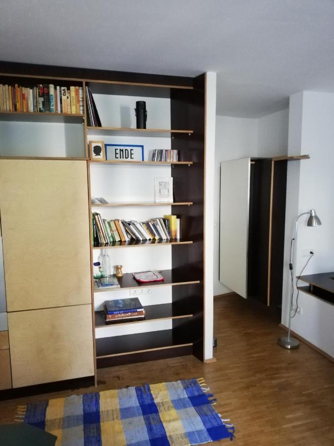 Room In Maisonette With Garden, Parking Place Viyana Dış mekan fotoğraf